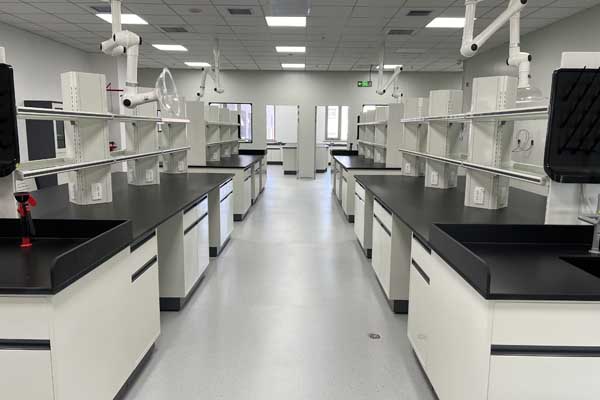 實驗室裝修中常見的隱藏費用有哪些？