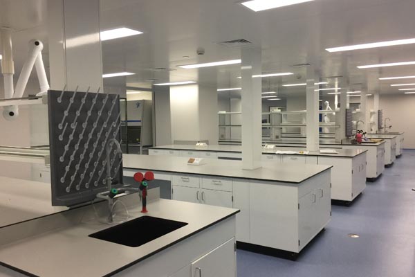 實驗室設(shè)計和建設(shè)指南哪個好？